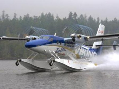 Việt Nam cử hải quân sang Canada học lái máy bay