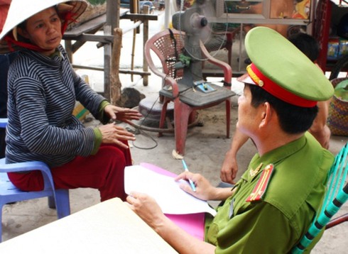 Nam thanh niên gửi xe Nouvo LX rồi nhảy cầu tự tử