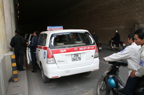 Hà Nội: Tai nạn liên hoàn trong hầm Kim Liên