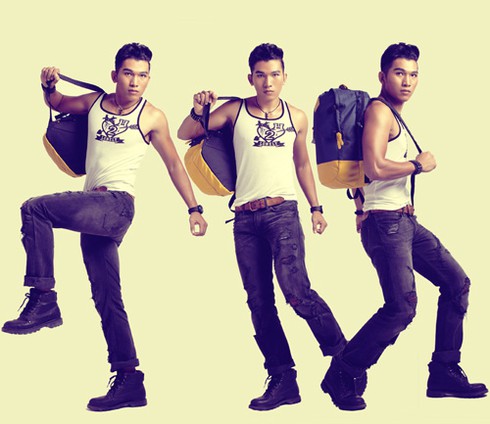 Chung Thục Quyên khoe dáng gợi cảm bên dàn mỹ nam