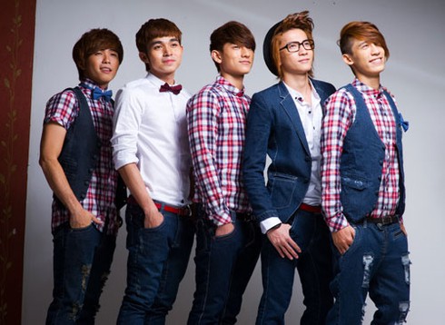 Mr Đàm vẫn không `đánh bại` được Đan Trường