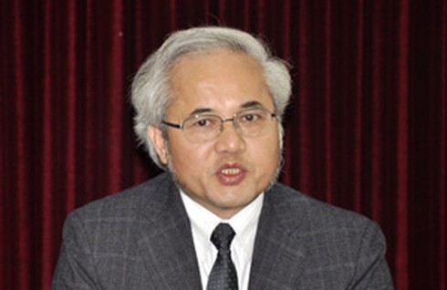 Đừng trông chờ `cò mồi` trong thi tuyển lao động sang Hàn Quốc