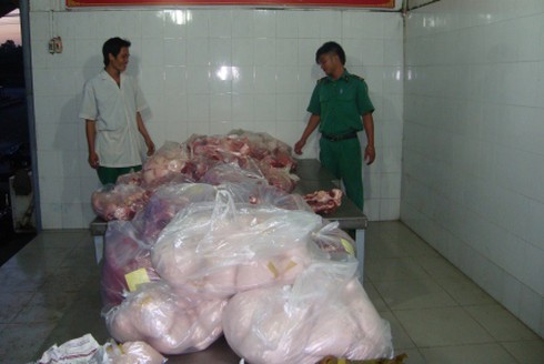 TP.HCM: Hàng tấn thịt bẩn tuồn vào mỗi ngày