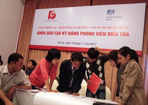 Trang bị kỹ năng cho phóng viên khi bị cản trở tác nghiệp