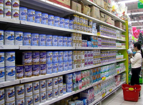 Sữa ngoại khan hàng trước tin tăng giá