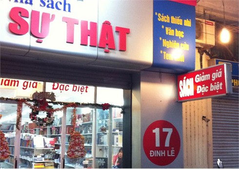 Tấp nập `chợ sách` Hà Thành