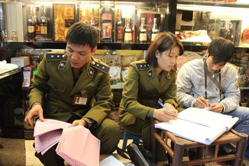 Hà Nội: Phát hiện nhiều rượu ngoại không rõ nguồn gốc