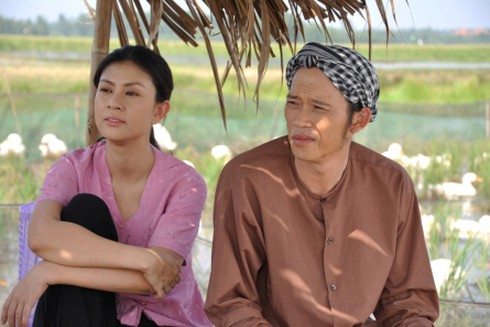 Hoài Linh chăn vịt và `huấn luyện` đỉa