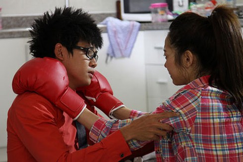 Phùng Ngọc Huy 'ôm mối tình lặng' với Minh Hằng
