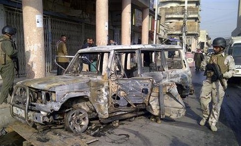 Cảnh tan hoang sau vụ nổ bom hàng loạt ở Baghdad