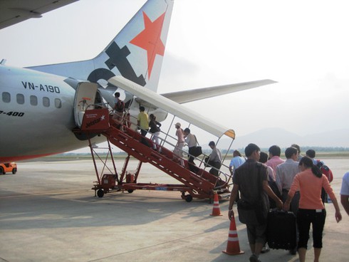 Jetstar Pacific: Thanh toán tiền vé máy bay qua điện thoại di động
