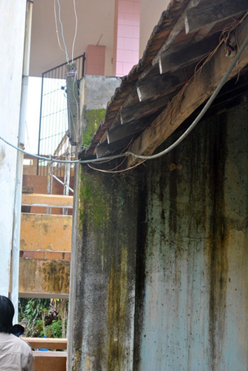 Một học sinh bị điện giật chết ngay tại trường học