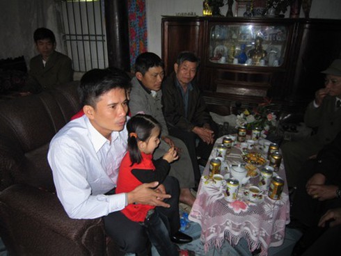 Về nhà, thuỷ thủ Vinalines sống sót vẫn nói theo kịch bản có sẵn?