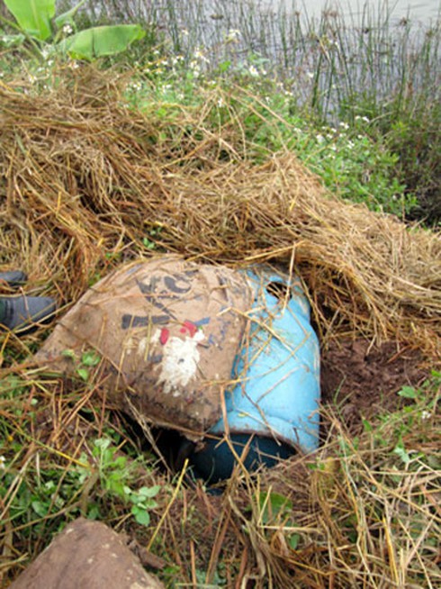 Truy bắt khẩn cấp 3 đối tượng bắn bị thương 6 công an