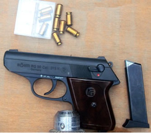 Làm rõ chân tướng `siêu trộm` chuyên đột nhập công sở