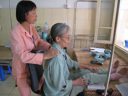 Không có luật pháp, ai sẽ bào vệ `con sen`