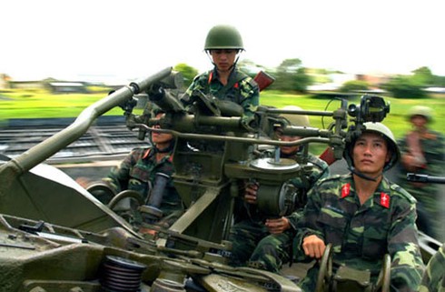 Những cặp anh em trên trường bắn pháo binh