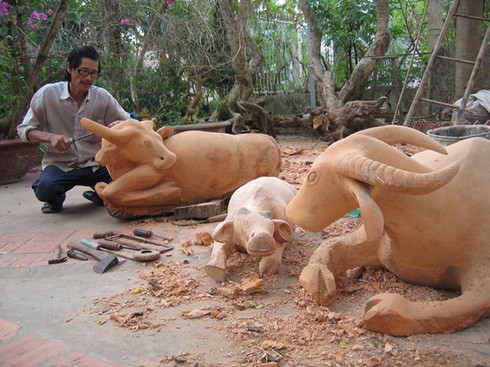 Chiêm ngưỡng kình ngư, rồng khổng lồ từ cây khô