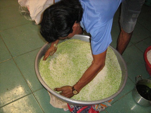 Bánh tét Trà Cuôn: Đặc sản của đất Trà Vinh