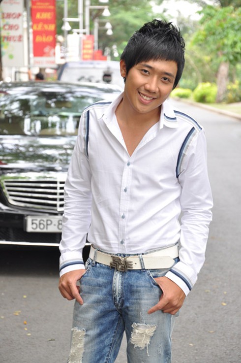 Trấn Thành với món quà đầu xuân