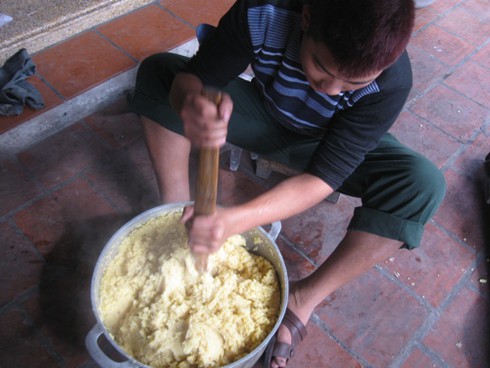 Làng nghề bánh chưng Tranh Khúc hối hả vào Tết