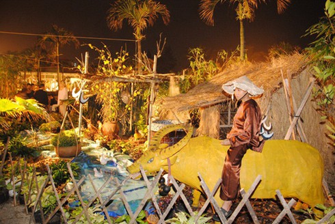 Chợ quê ngày Tết giữa khách sạn 5 sao