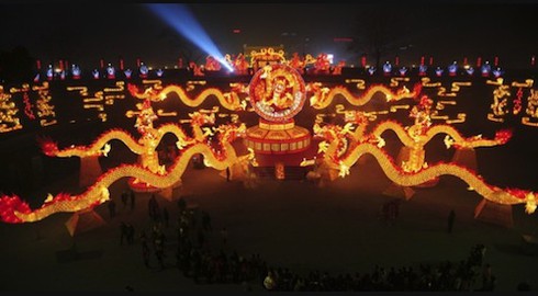 Thế giới rộn ràng chào đón năm Rồng