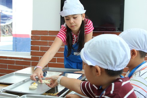 Ca sĩ nhí Thảo My vui xuân tại Kizciti