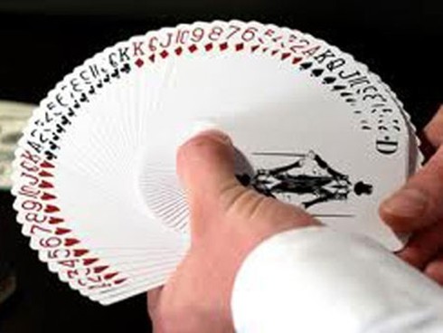 Đâm chết người vì `ảo thuật`