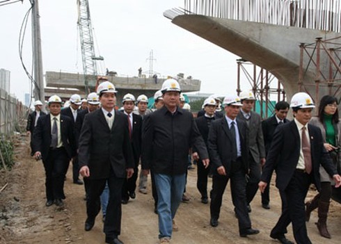 Bộ trưởng Thăng chúc Tết trên công trường vành đai III Hà Hội