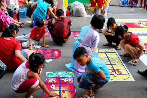 Người Sài Gòn nô nức chơi xuân