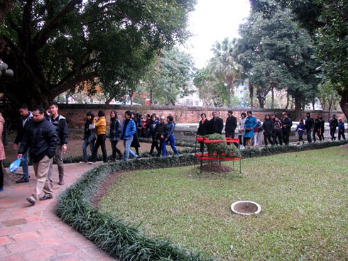 Chen chân trảy hội Văn Miếu ngày đầu xuân