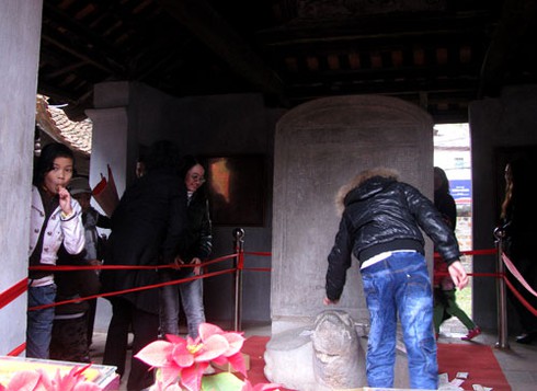 Chen chân trảy hội Văn Miếu ngày đầu xuân