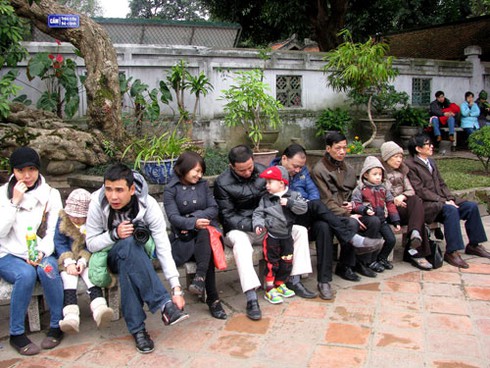 Chen chân trảy hội Văn Miếu ngày đầu xuân
