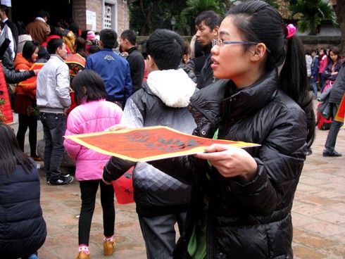 Rồng rắn xin chữ đầu năm