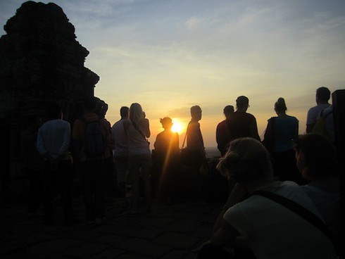 Con gái du xuân Nhâm Thìn