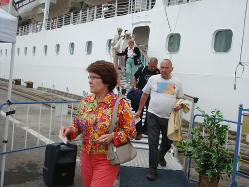 Đà Nẵng: Một ngày đón hai tàu du lịch biển quốc tế