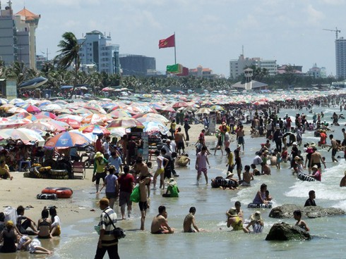 4 người mất tích khi tắm biển Vũng Tàu dịp Tết