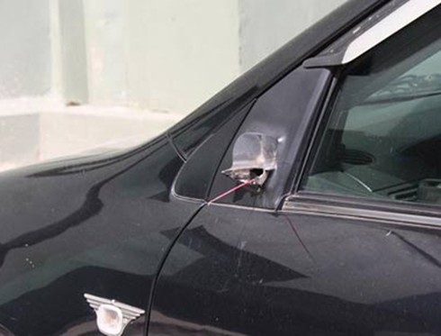 18 tháng tù cho tội trộm kính ô tô