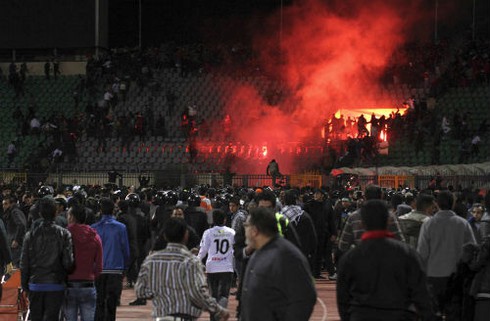 AI Cập: 74 người chết sau thảm họa bóng đá