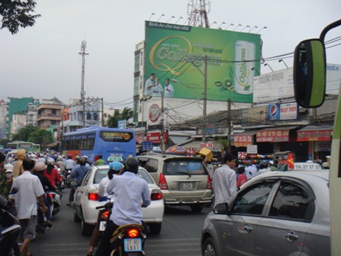 Sinh viên ùn ùn trở lại Sài Gòn sau Tết