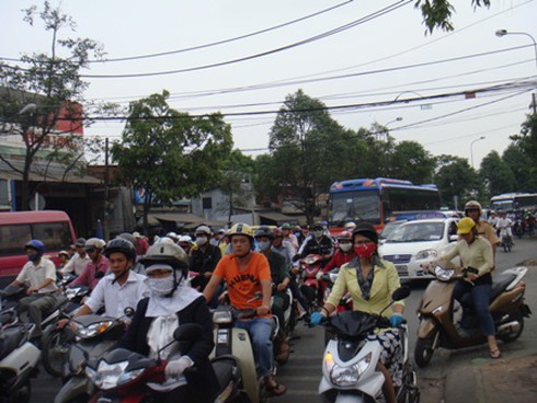 Sinh viên ùn ùn trở lại Sài Gòn sau Tết