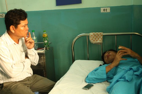 Công an Nhà Bè đánh dã man nhà báo