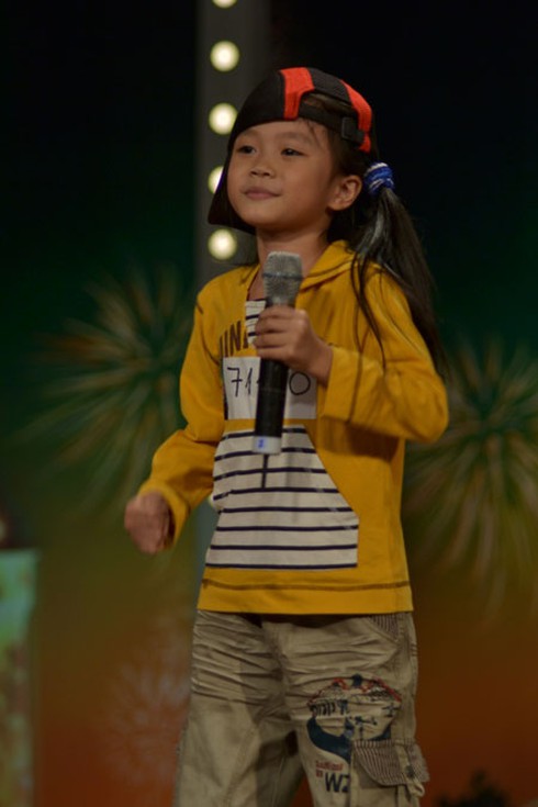 Quán quân Đồ rê mí 2010 làm 'nóng' Vietnam's Got Talent