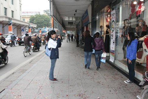 Điểm đỗ xe nhộn nhịp trước giờ “khai tử”
