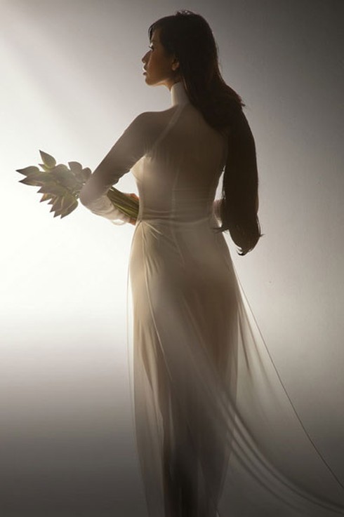 `Xuân thì` phản cảm vậy yếm đào dâm ô?