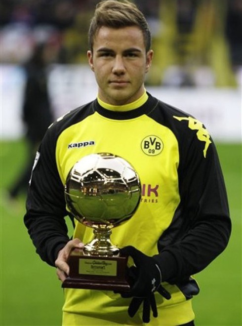 Điểm tin sáng 17/2: MU hỏi mua ‘Messi của Đức'