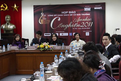 Lê Cát Trọng Lý dẫn đầu danh sách đề cử Cống hiến 2011