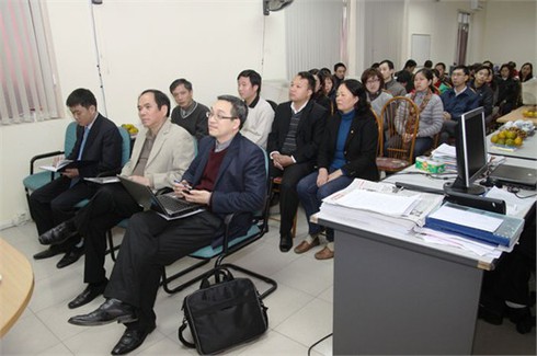 Bộ trưởng Bộ TT&TT thăm báo Bưu Điện Việt Nam
