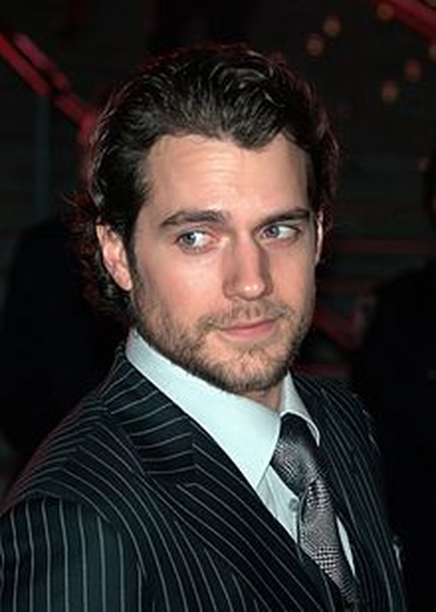 Henry Cavill đổi vận nhờ 'Chiến binh bất tử'?